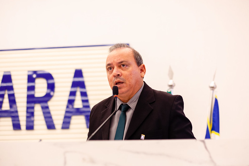 Policial Federal Suender defende implantação de “QR codes” para agilizar informações sobre lâmpadas queimadas