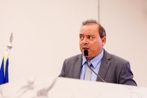 Policial Federal Suender defende lei educativa de combate à dengue