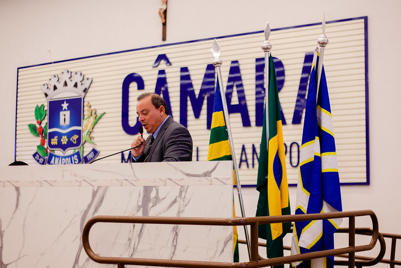 Policial Federal Suender defende proibição de músicas com apologia ao crime ou cunho sexual nas escolas