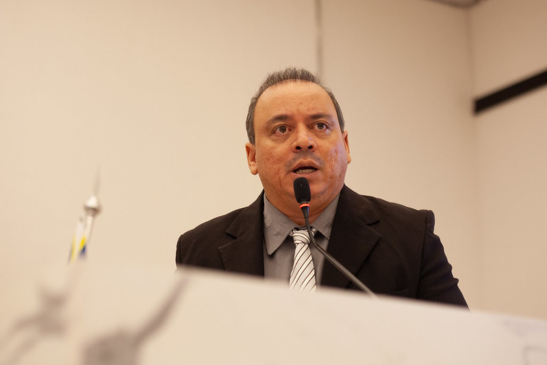 Policial Federal Suender defende projeto que proíbe uso de imagem de menores em conteúdos e eventos que promovam erotização