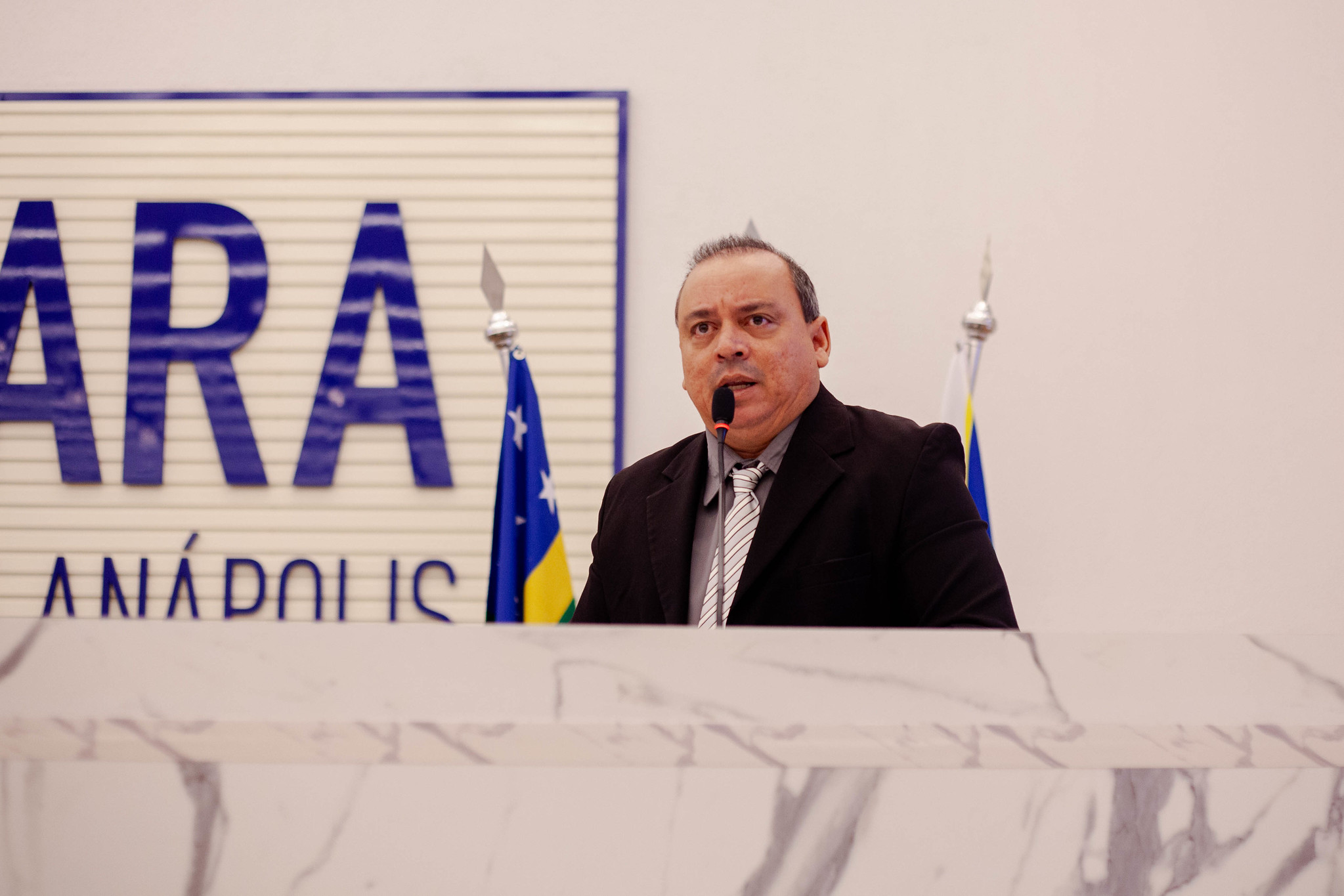 Policial Federal Suender destaca repasses à Maternidade Dr. Adalberto Pereira da Silva 