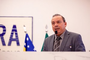 Policial Federal Suender informa sobre regularização de insumos para diabéticos