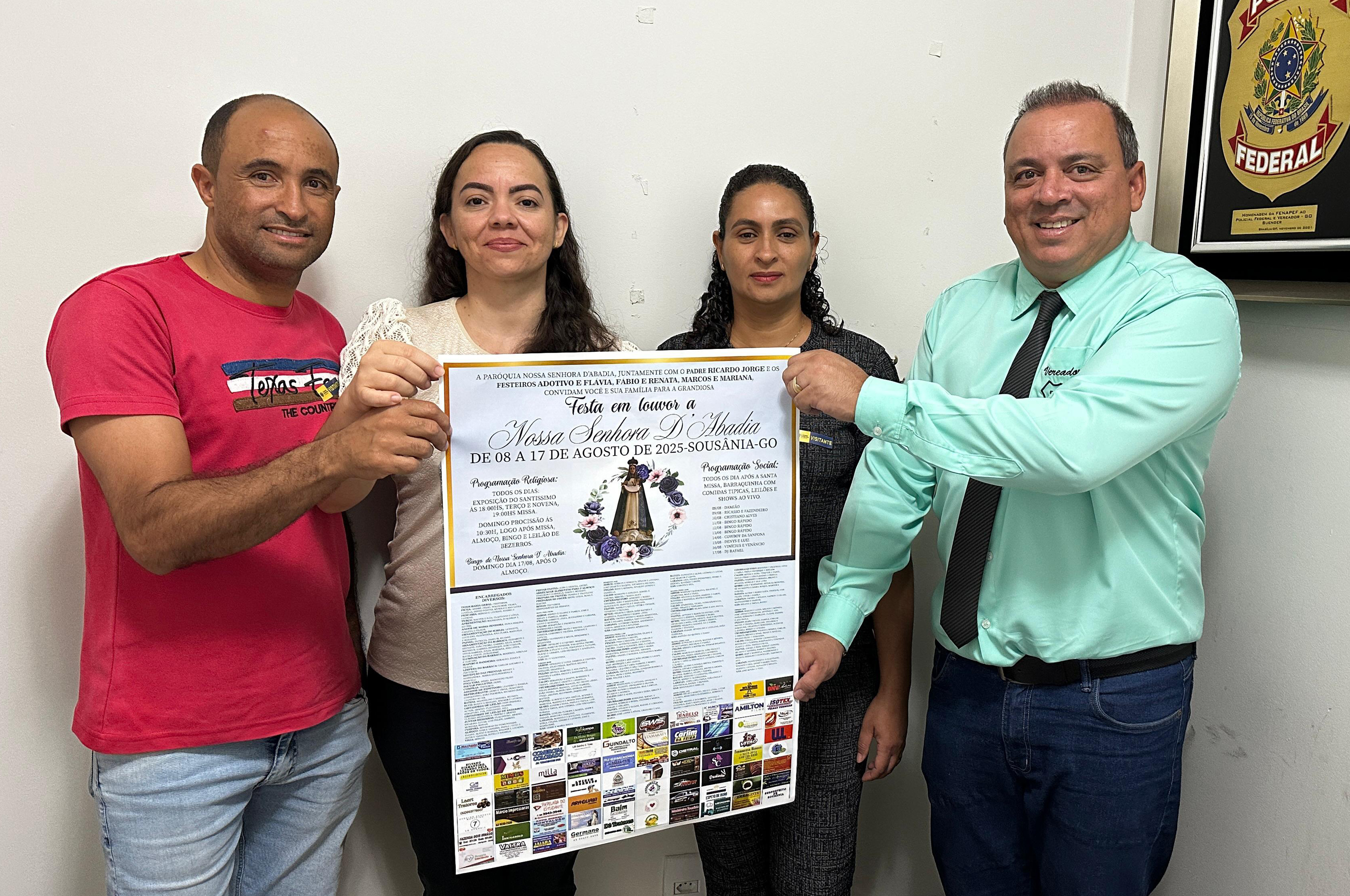 Policial Federal Suender recebe festeiros da Festa de Nossa Senhora da Abadia, em Sousânia
