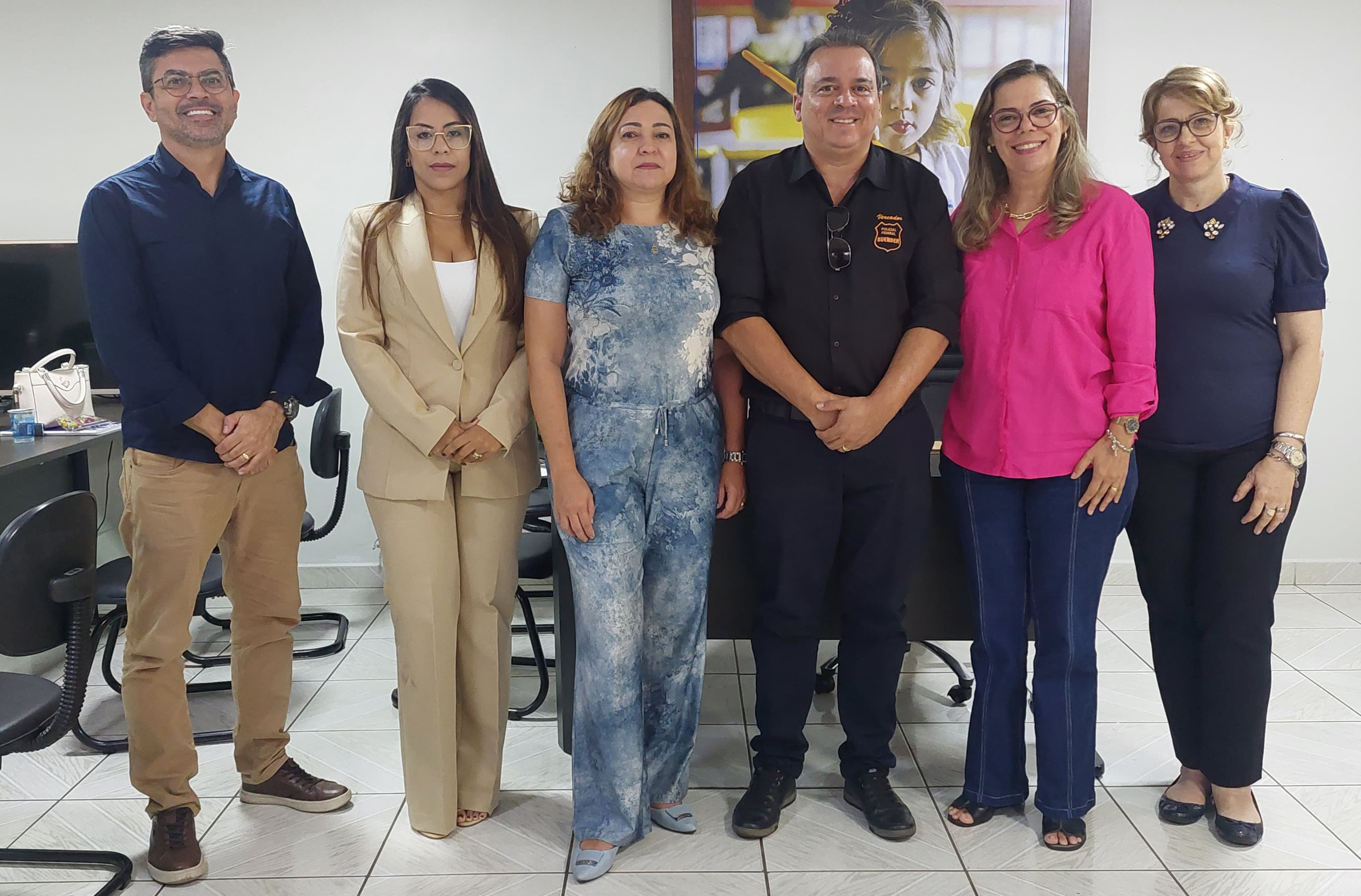 Policial Federal Suender trabalha junto à Secretaria de Educação para que projetos da PF sejam implantados na rede municipal de ensino