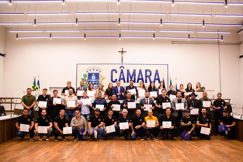 Por iniciativa do Policial Federal Suender, Câmara realiza sessão solene em alusão ao Dia dos CACs