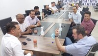 Prefeito de Aparecida de Goiânia visita a Câmara de Anápolis