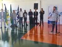 Vereadores acompanham inauguração da quadra poliesportiva da Escola Municipal Lena Leão