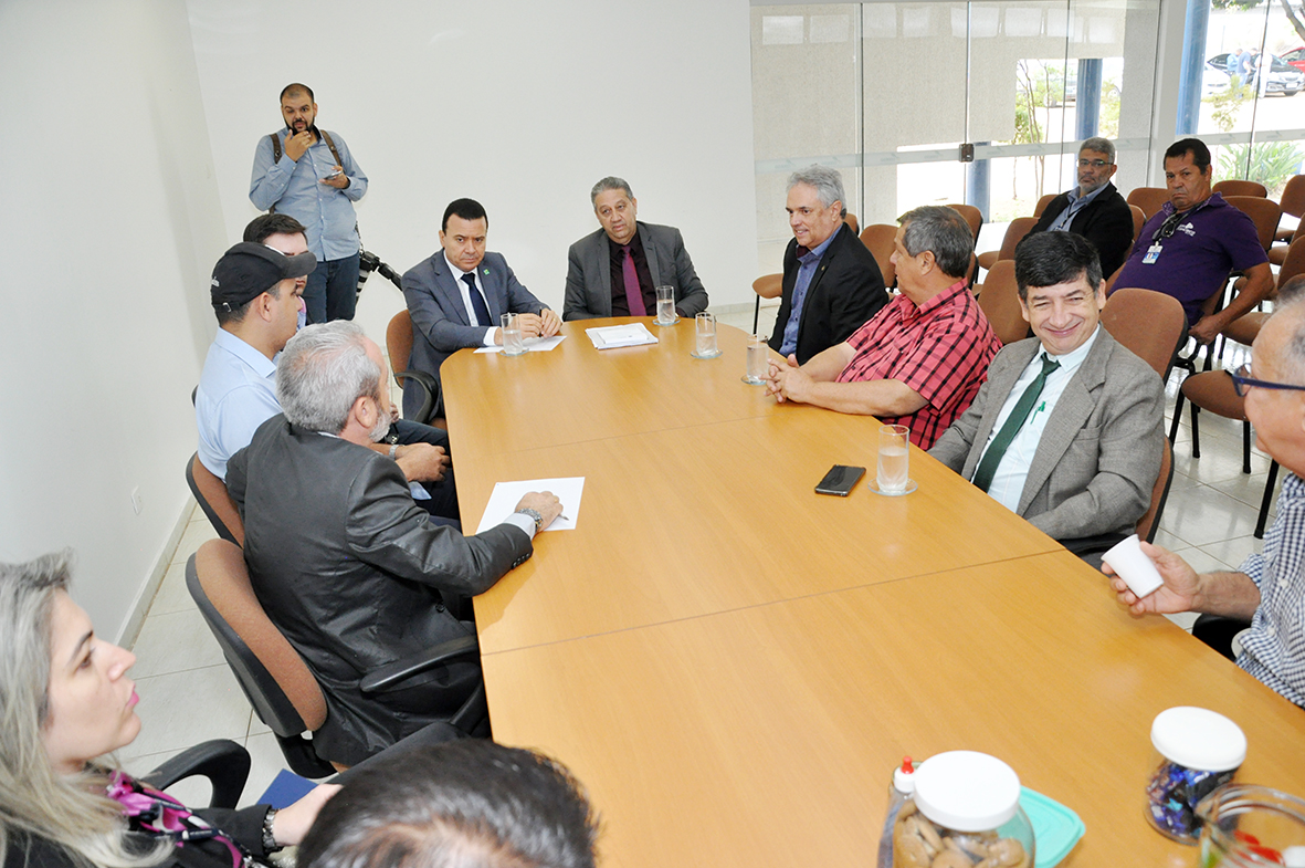 Presidente da Codego atende solicitação da Câmara e faz reunião para tratar das demandas do Daia