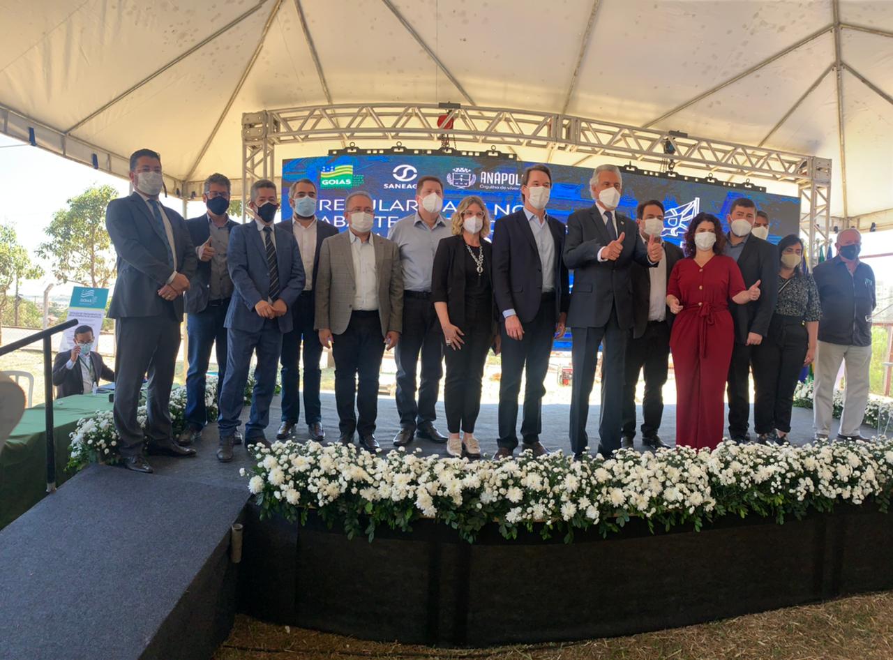Presidente Leandro e vereador Reamilton acompanham inauguração da ETA Compacta
