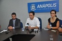Leandro Ribeiro participa de comunicado que informa fechamento do cruzamento entre a Brasil e Goiás Leandro Ribeiro participa de comunicado que informa fechamento do cruzamento entre a Brasil e Goiás