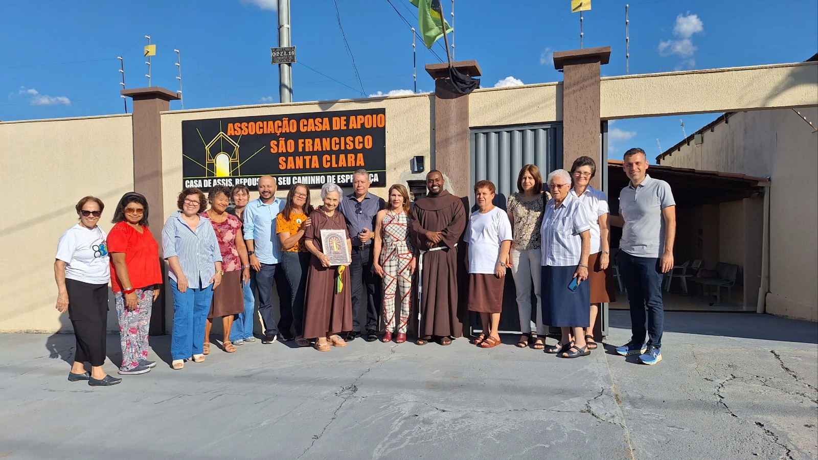 Professor Marcos apoia inauguração da Casa de Apoio São Francisco e Santa Clara