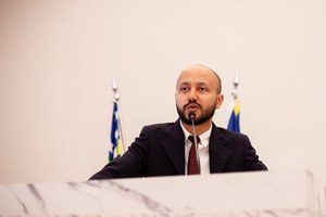 Professor Marcos Carvalho cobra negociação sobre titularidade e progressão de professores