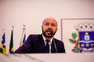 Professor Marcos Carvalho relata visitas a Unidades de Ensino e cobra melhorias