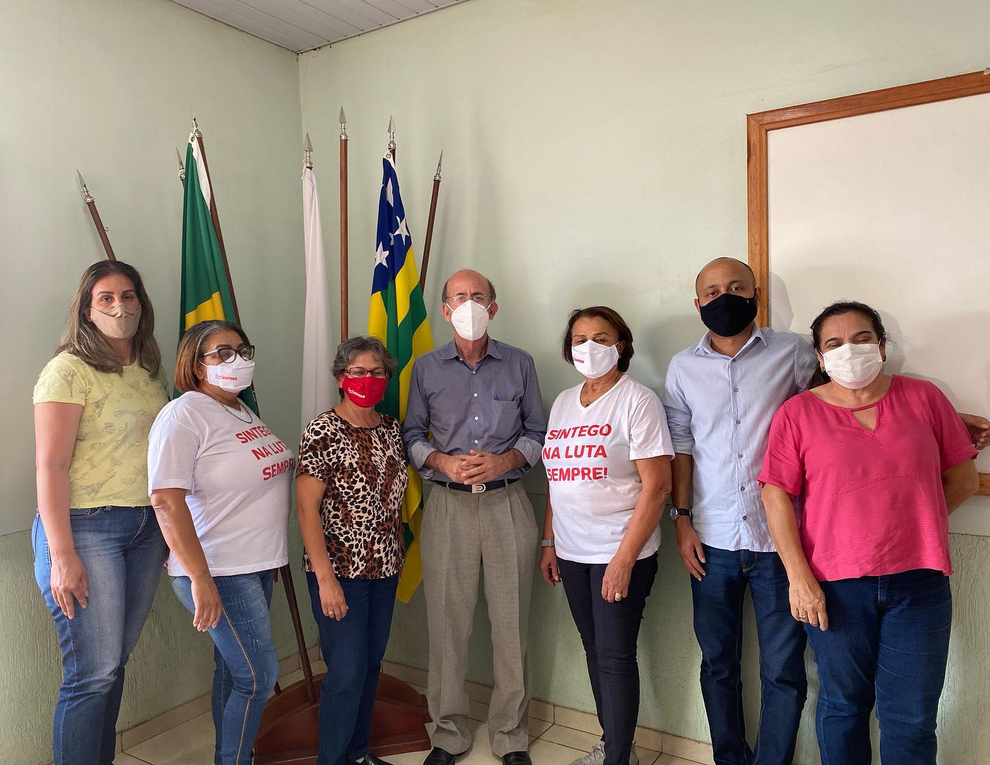 Professor Marcos demonstra apoio a professores da rede estadual de educação