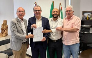 Professor Marcos e Rubens Otoni conquistam campus da UFG em Anápolis