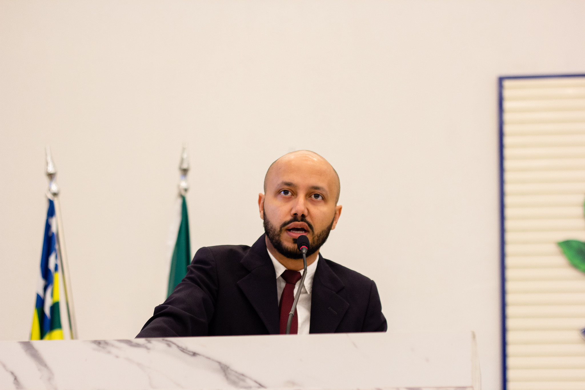 Professor Marcos fala sobre emendas para reforma de feirão, construção de praça poliesportiva e centro para diabéticos