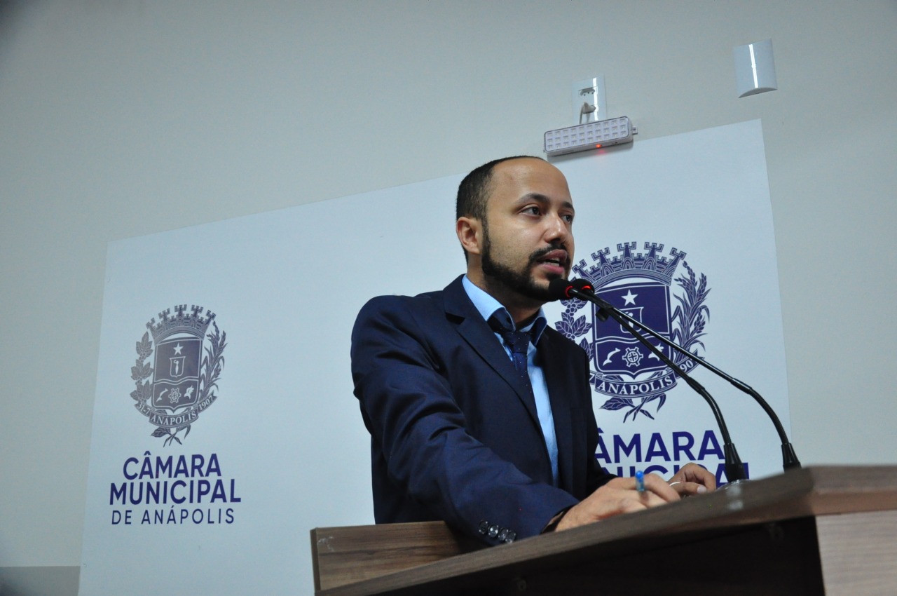 Professor Marcos pede informações sobre convocação de professores da rede estadual para trabalho