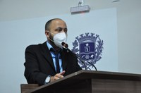 Professor Marcos propõe visita virtual a pacientes com Covid e atendimento psicológico nas escolas da rede