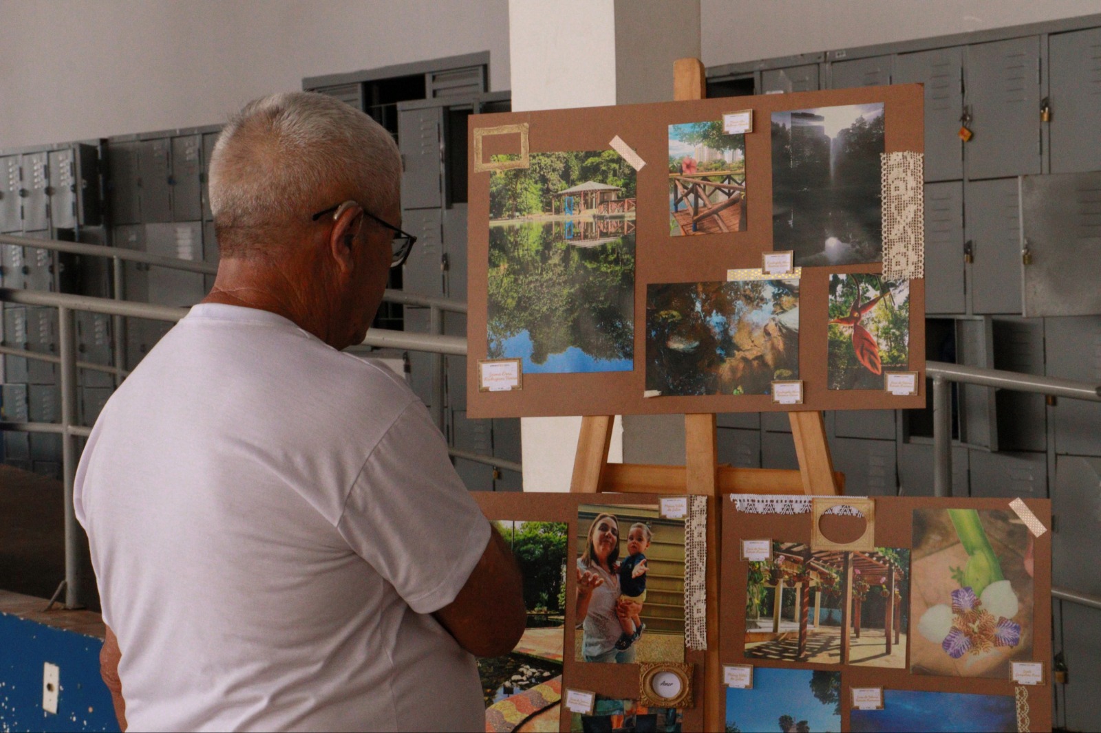 Professor Marcos realiza exposição fotográfica de idosos do CCI na Câmara Municipal