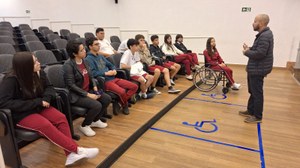 Professor Marcos recebe Centro Educacional Águia  e transforma Câmara de Anápolis em sala de aula viva