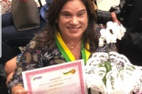 Professora Geli é homenageada com Comenda Berenice Teixeira Artiaga na Assembleia Legislativa