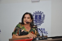 Professora Geli parabeniza realização cultural do movimento de contadores de histórias