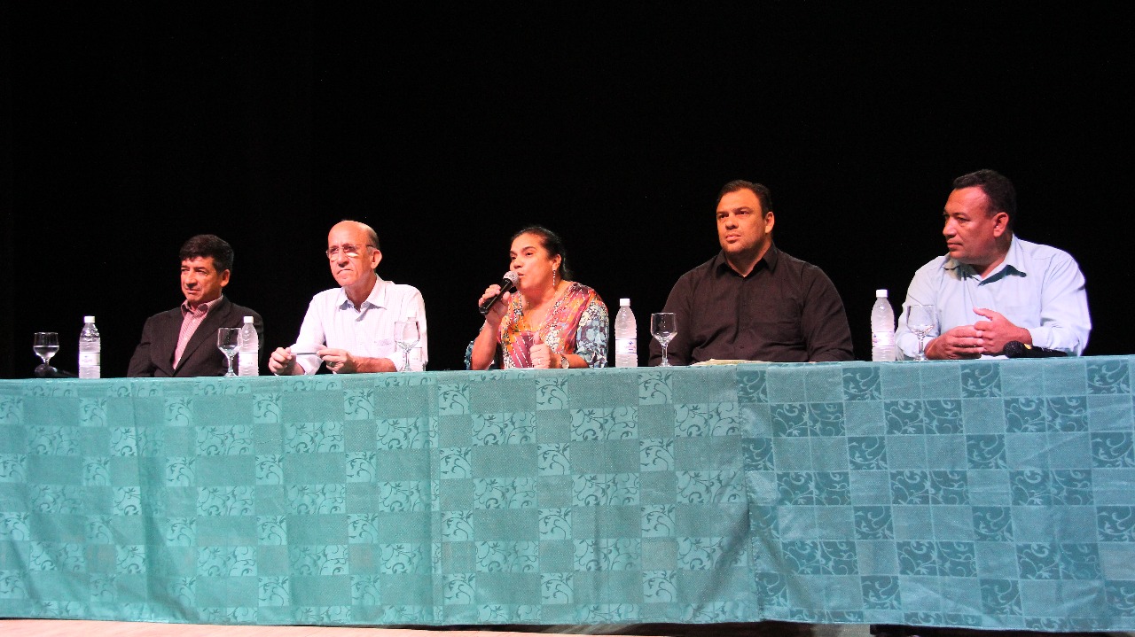 Professora Geli Sanches realiza audiência sobre Reforma da Previdência no IFG