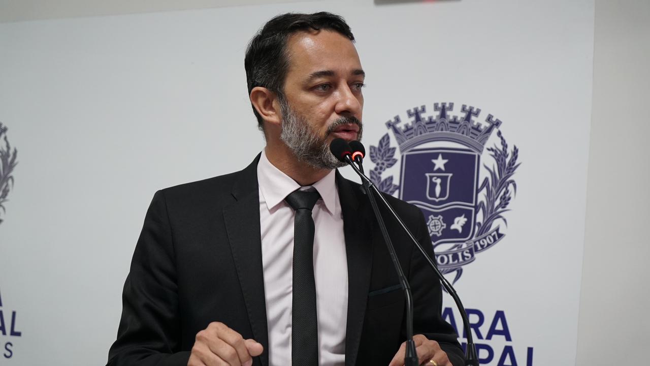 Projeto de Alex institui Programa Escola Nova de modernização gradativa da educação