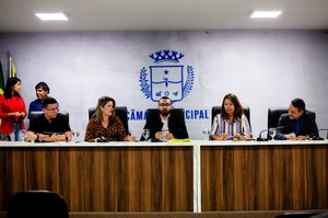 Projeto que dispõe sobre a transição energética nos Prédios Públicos Municipais avança na Comissão de Meio Ambiente