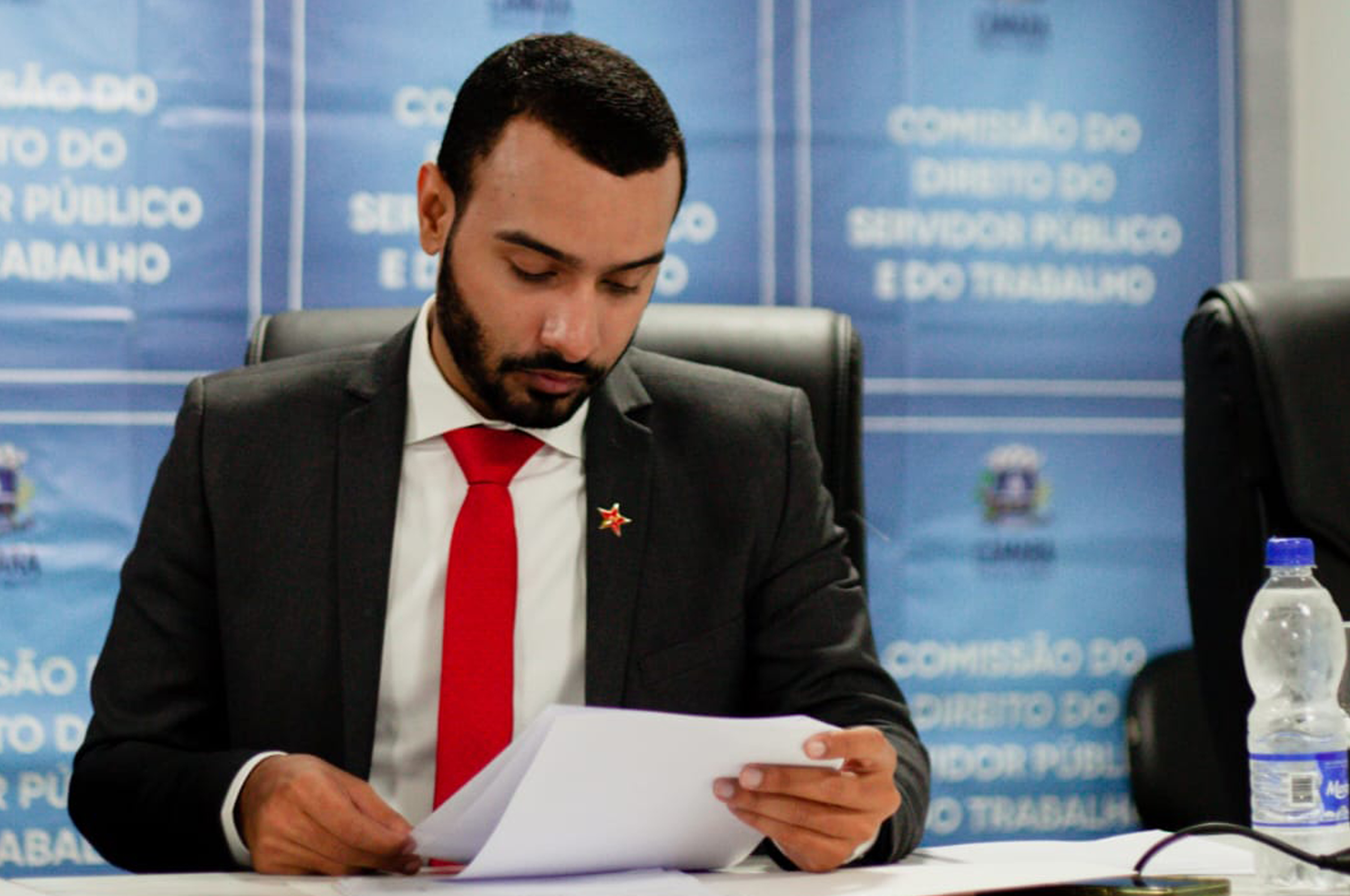 Projeto que estabelece a data-base do funcionalismo público municipal ainda não foi encaminhado ao Legislativo para votação