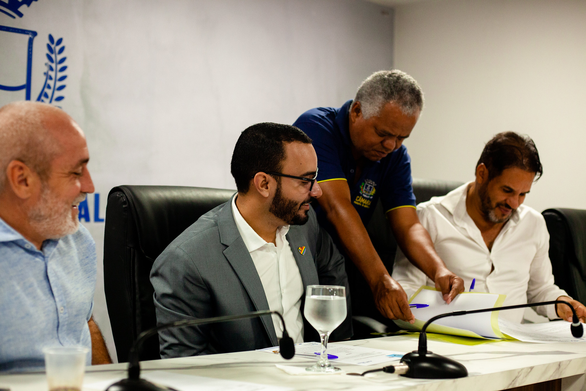 Projeto que propõe a implementação de ações educativas voltadas à segurança digital avança em comissão