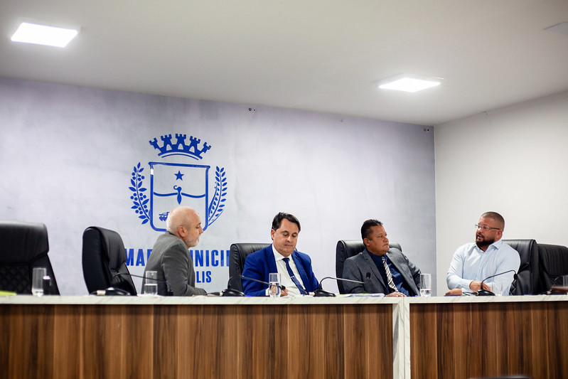 Proposta que proíbe inauguração de obras inacabadas avança em Comissão de Direitos do Servidor e Trabalho