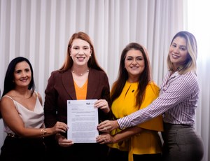 Protagonismo: Em encontro que demonstra a força feminina, Câmara recebe da OAB contribuições para o Plano Diretor