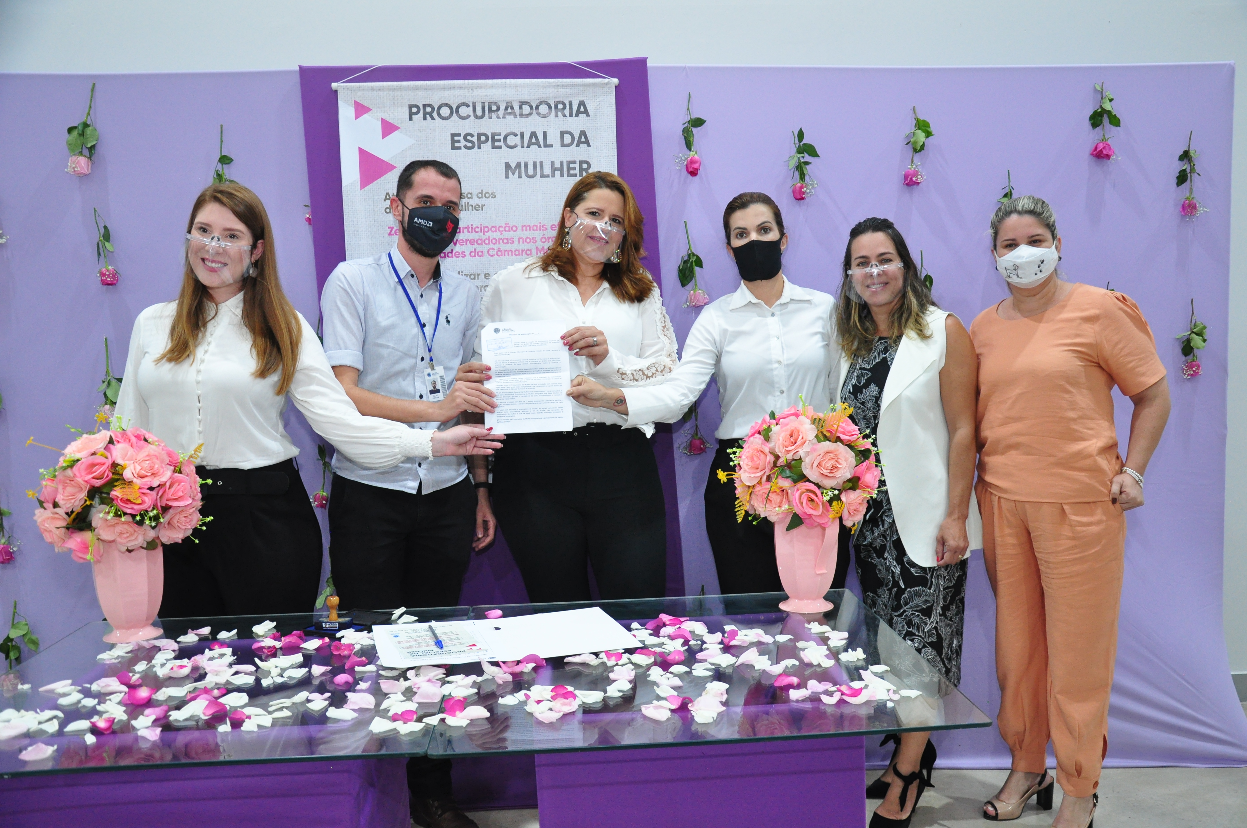 Protocolado projeto que cria na Câmara de Anápolis a Procuradoria Especial da Mulher