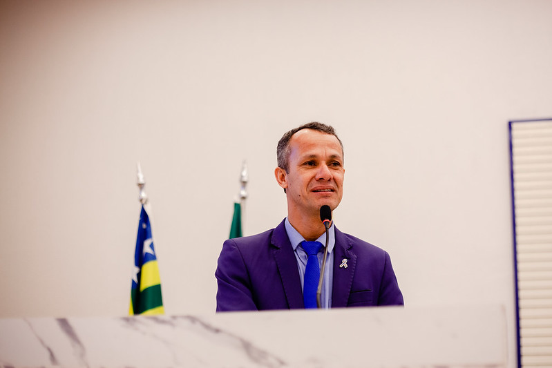 Reamilton do Autismo critica revogação de Decreto 10.512 e destaca busca por classes e escolas especializadas