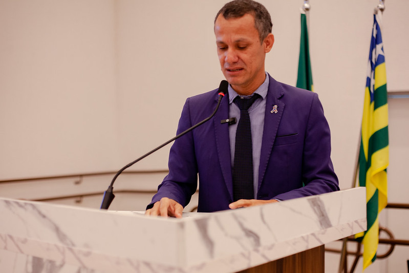 Reamilton do Autismo parabeniza APAE e agradece melhoria do transporte para alunos autistas