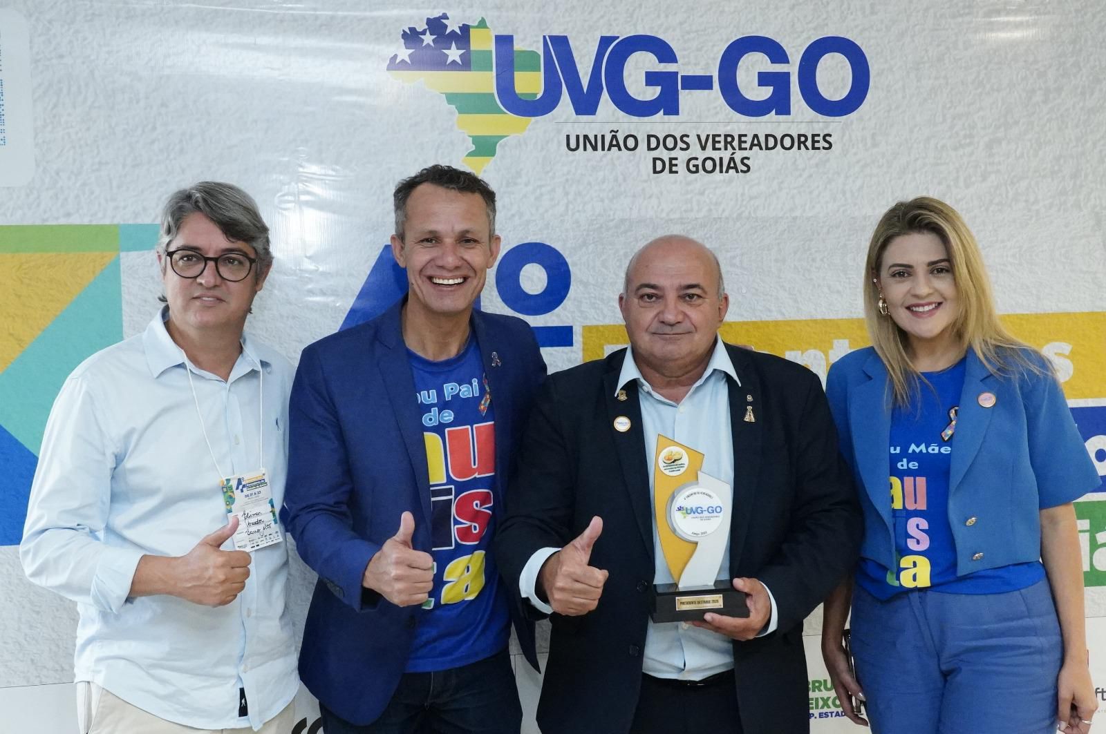 Reamilton do Autismo participa como palestrante do 4º Encontro dos Vereadores de Goiás