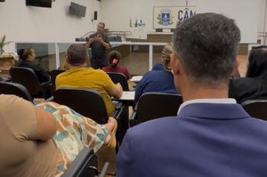 Reamilton do Autismo participa da Oficina de Libras na Câmara de Anápolis