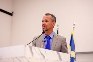 Reamilton do Autismo propõe indicação para Executivo aderir ao programa federal Viver sem Limites 