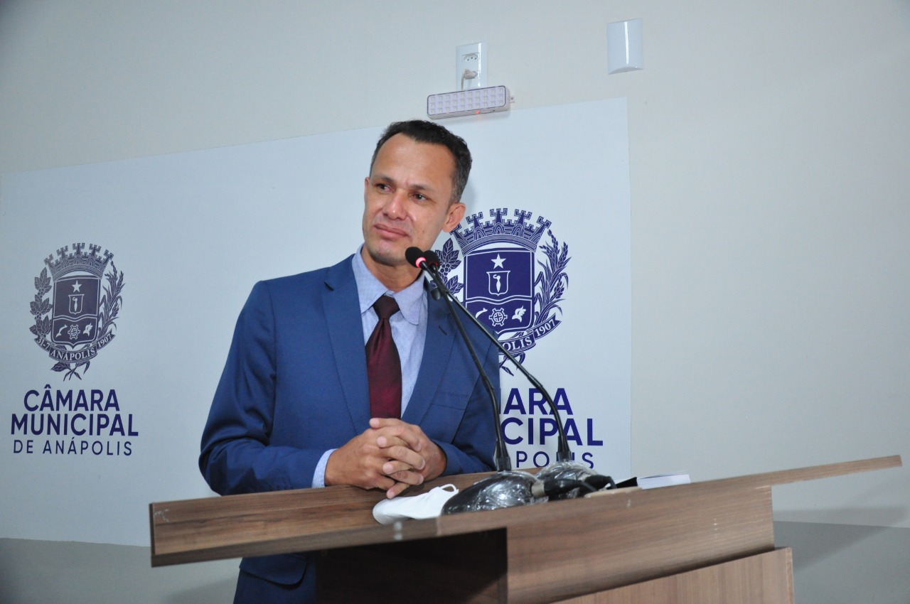 Reamilton Espíndola anuncia pedido de desculpas de prefeito e critica falta de energia na cidade