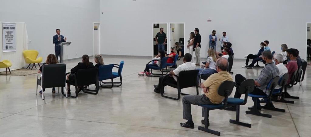 Reamilton  organiza palestras sobre cuidados com a saúde mental