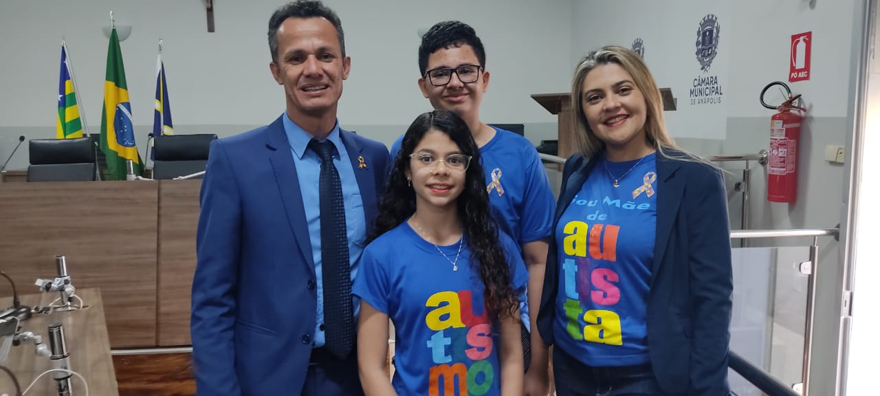 Reamilton Espíndola se emociona ao falar do autismo e do filho Reydner