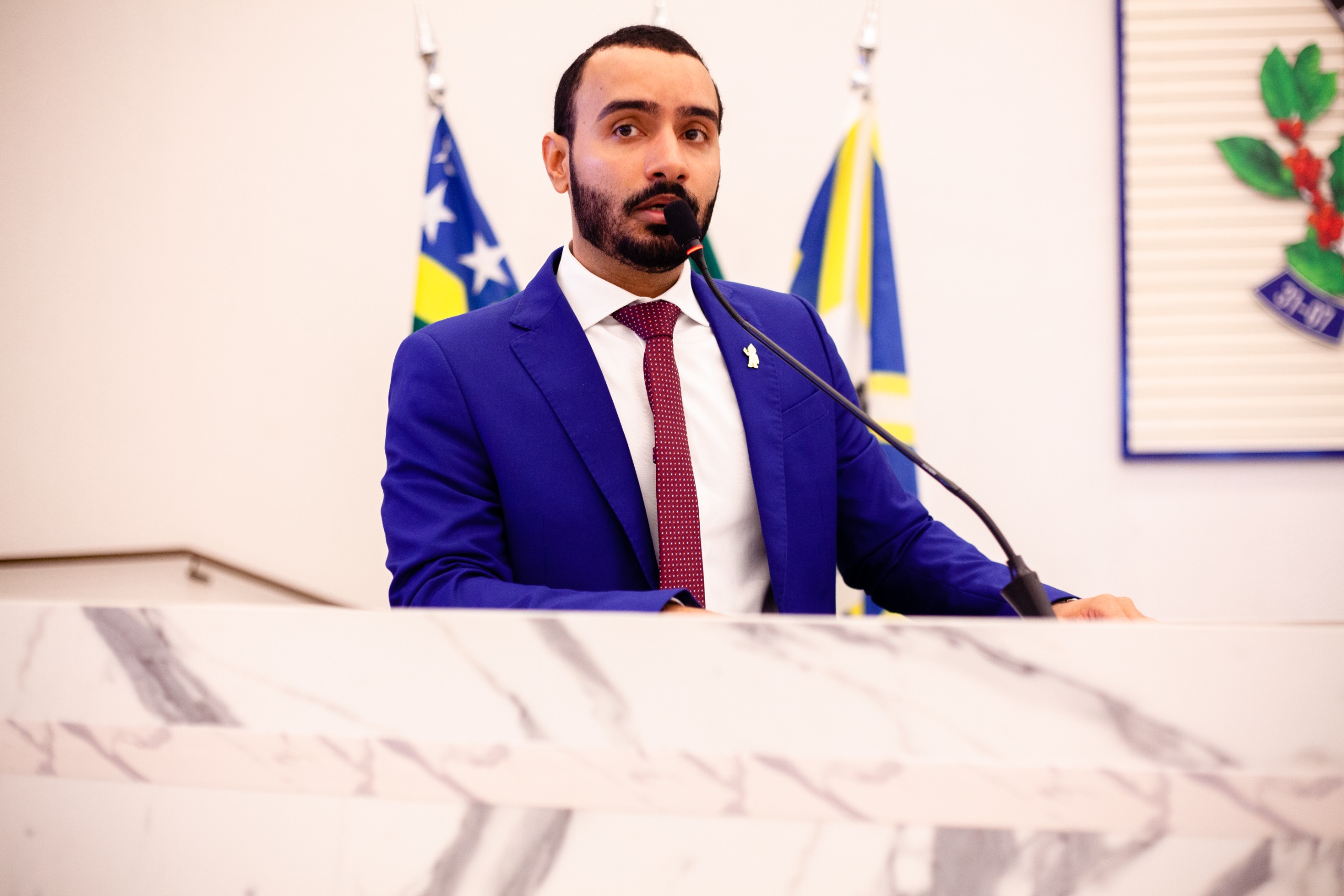 Rimet Jules alerta sobre falta de previsão orçamentária para subsídio do transporte coletivo para 2026 e pede pagamento do Fundo Municipal de Cultura