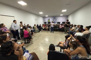 Rimet Jules ouve famílias que temem perder terrenos do programa “Meu Lote, Minha História”