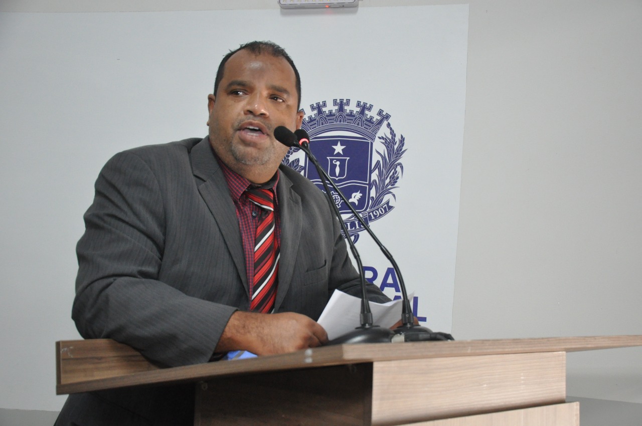 Sargento Anderson celebra o dia da Aviação de Caça, comemorado em 22 de abril