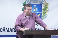 Secretário Leonardo Viana participa de sessão e fala sobre obras da Câmara e de mobilidade urbana