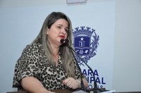 Seliane da SOS afirma que projeto que autoriza traslado de animais no transporte público é essencial para a comunidade