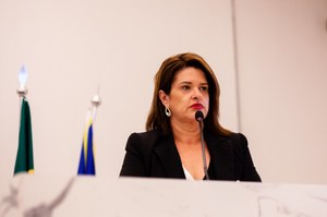 Seliane da SOS frisa que CCJR faz trabalho técnico, independentemente de posição ideológica ou partido