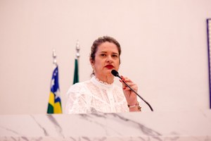 Seliane da SOS pede que população ajude a identificar homem filmado espancando cavalo