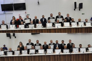 Sessão solene celebra Dia do Maçom com a entrega do Certificado do Mérito Maçônico Luiz Caiado de Godoy